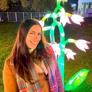 Meet your Posher, Carissa